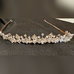 David's Bridal Tiara Silver Tone With Rhinestones Like New